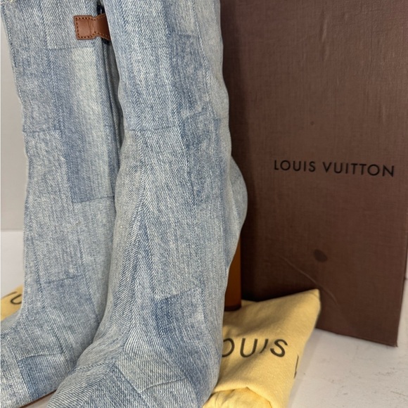 Louis Vuitton Blue and Brown Ankle Booties with Stiletto Heel - Picture 8 of 17